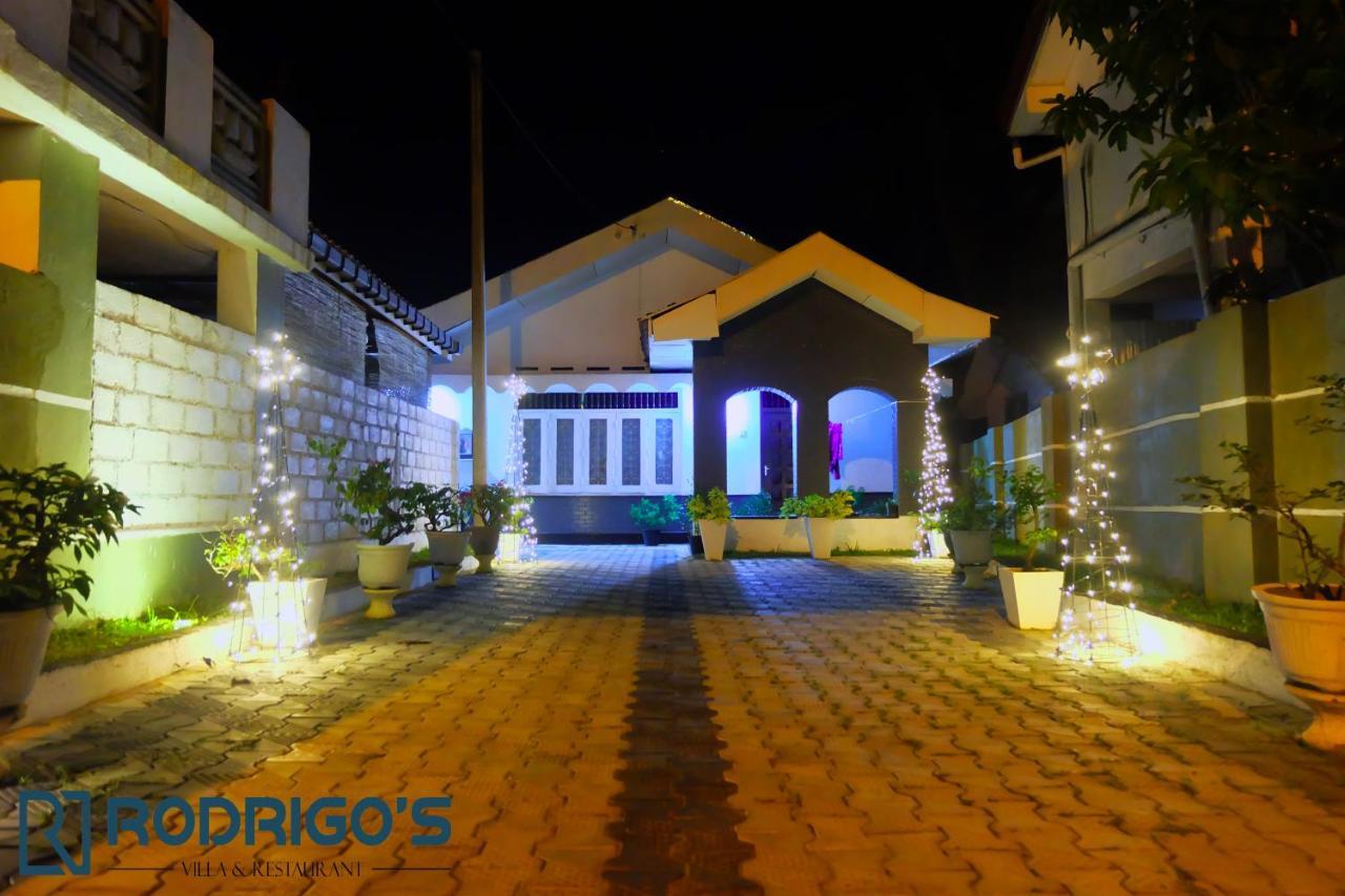 Rodrigo'S Villa & Restaurant Negombo Exterior foto